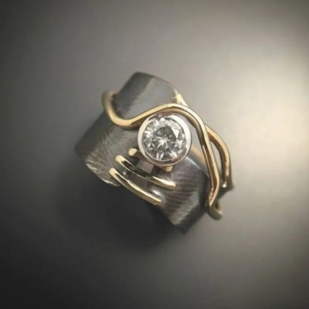 Bague vintage en argent noir avec zircon