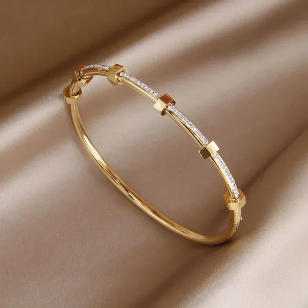 Bracelet Élegant en Or Clair