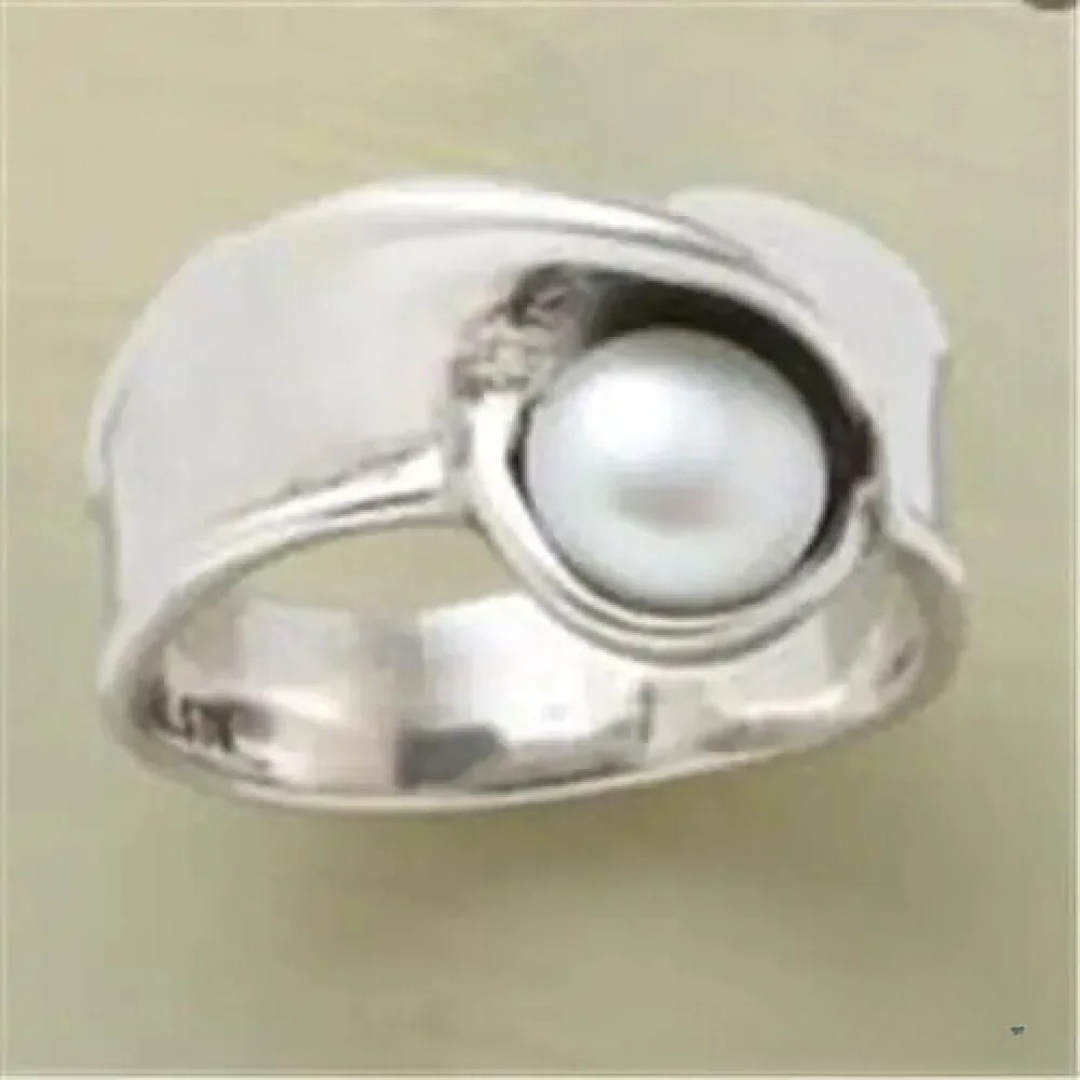 Bague vintage en perles en conserve