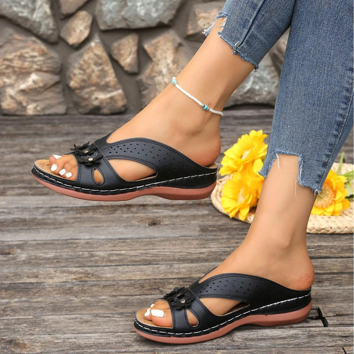 Carol | Floral Orthopedic Sandals
