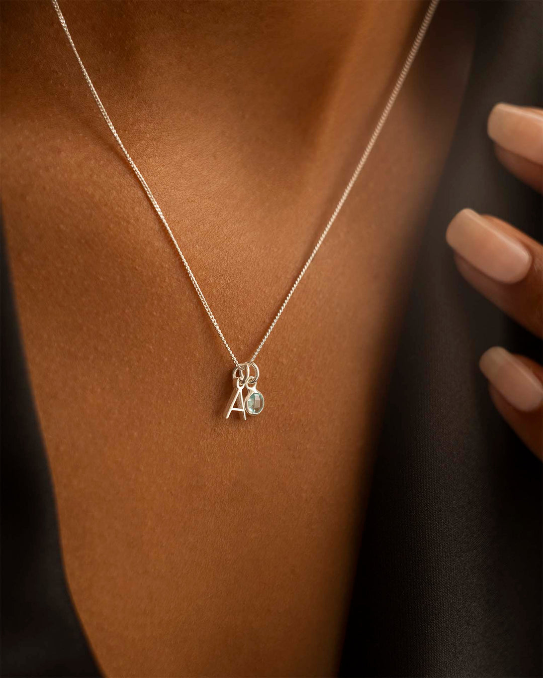 Collier Personnalisé en Argent avec Pierre de Naissance en Lettre