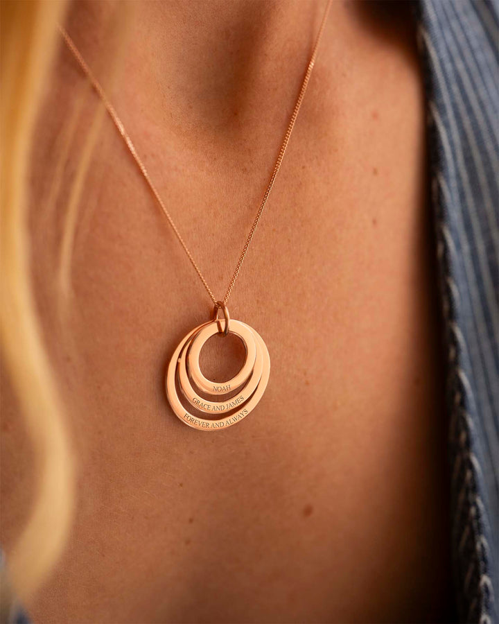 Pendentif Collier Personnalisé Triple Anneau Éternel en Or Rose