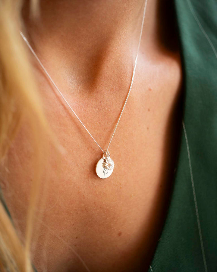 Collier Personnalisé en Argent avec Initiale et Fleurs de Naissance