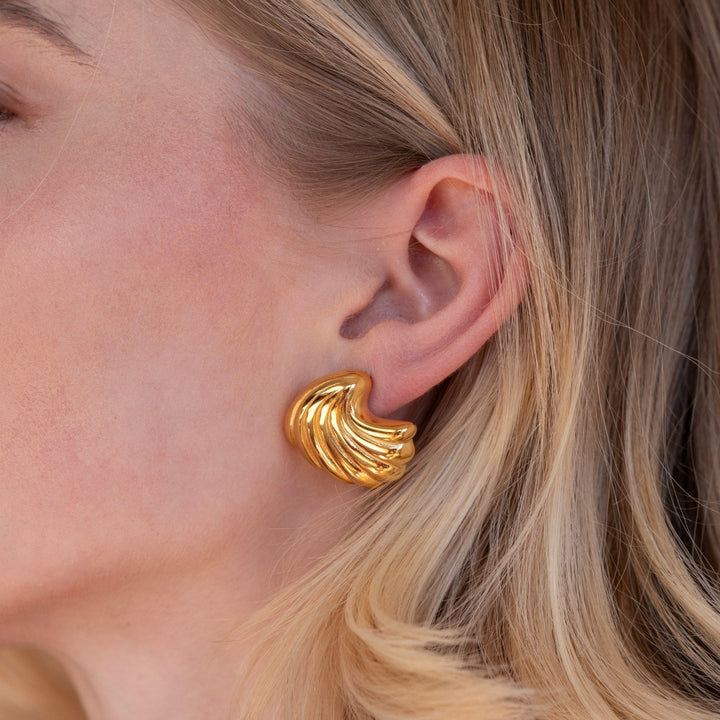 Boucles d'oreilles en coquillage doré