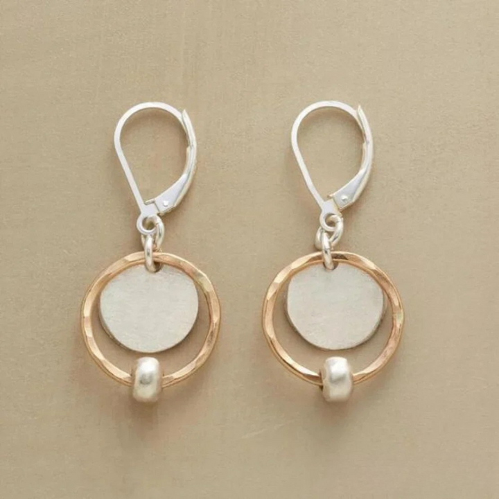 Boucles d'oreilles en perles vintage en or et en argent