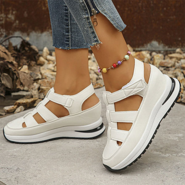 Susan | Sandals with Velcro Closure