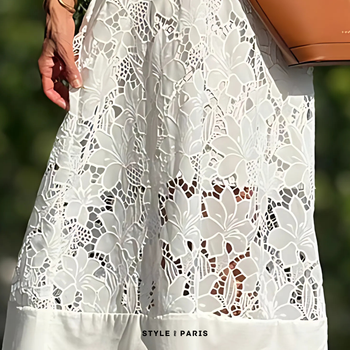 Suzy | The Dress That Enhances Every Woman