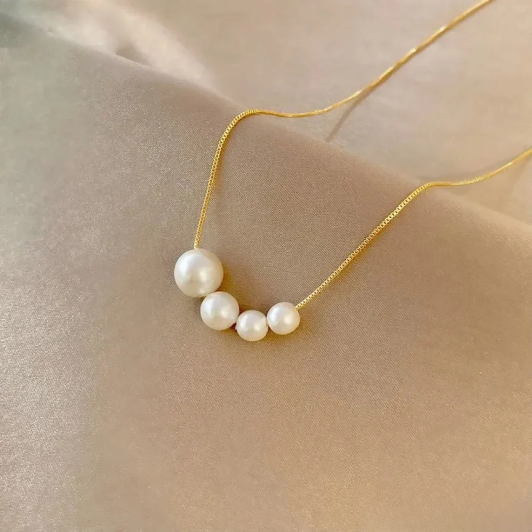 Collier en Perles d'Eau Douce Dorées
