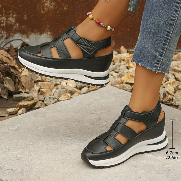 Susan | Sandals with Velcro Closure