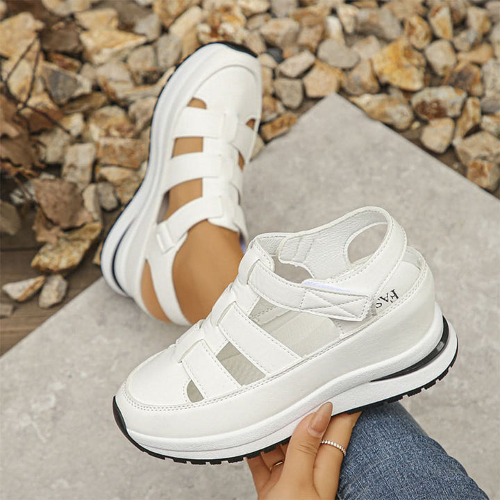 Susan | Sandals with Velcro Closure