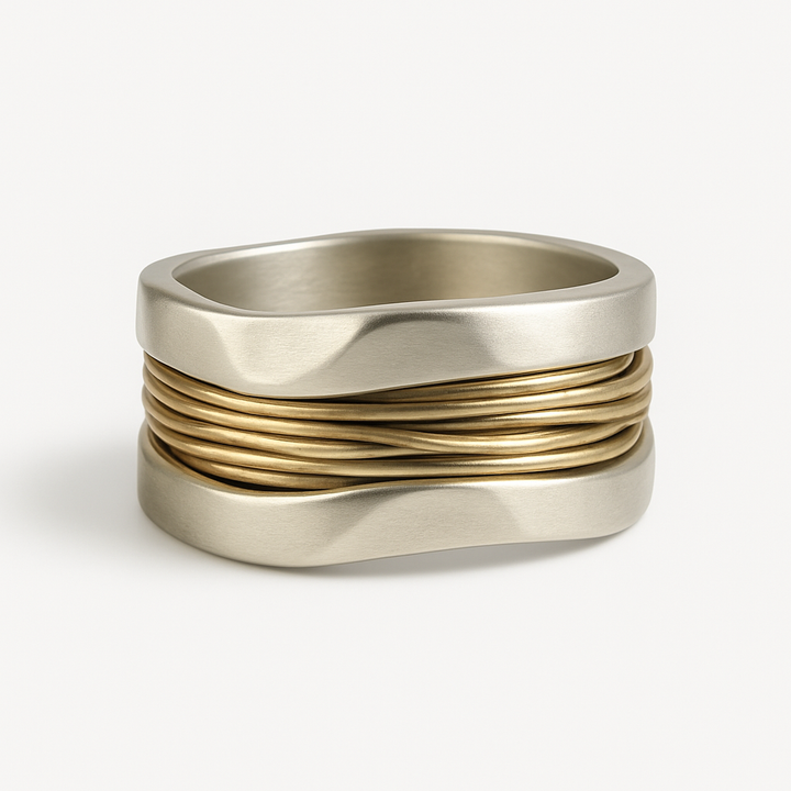 Bague en Argent et Fils Dorés