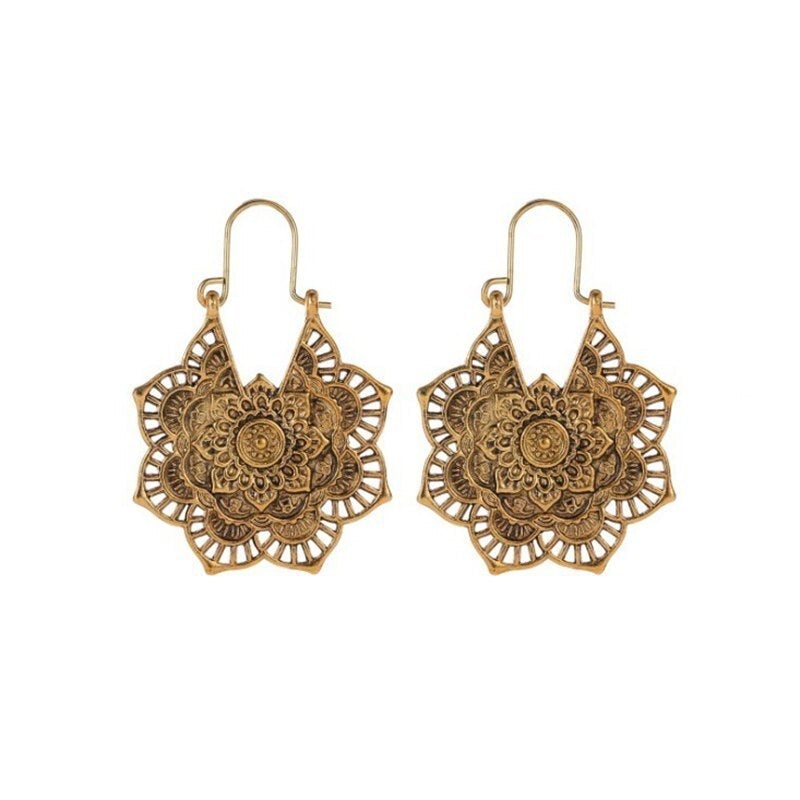 Boucles d'oreilles Lotus Mandala : Une touche d'élégance