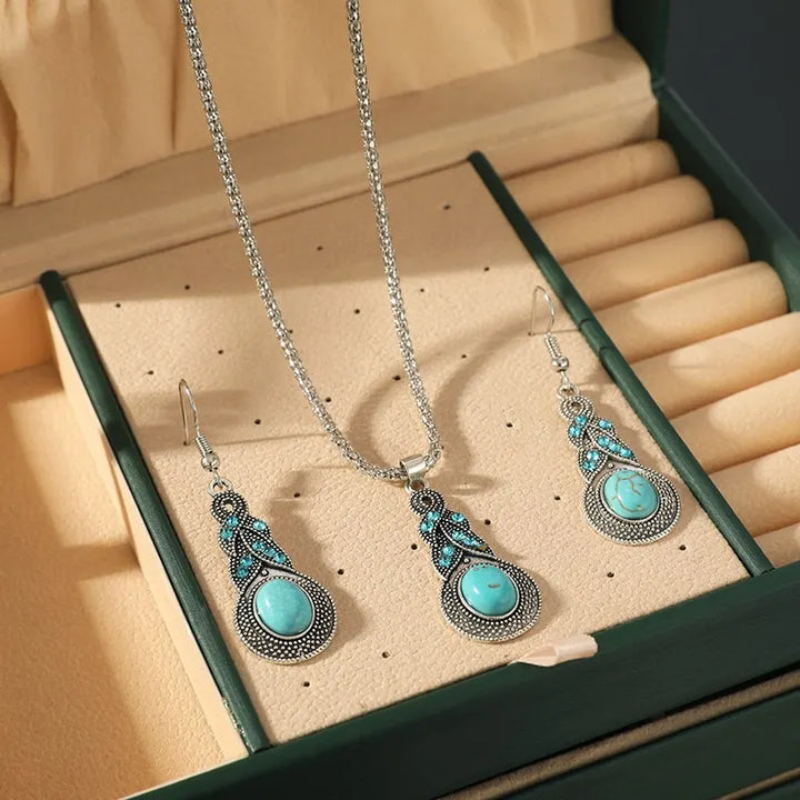 Ensemble de bijoux en pierres turquoise vintage