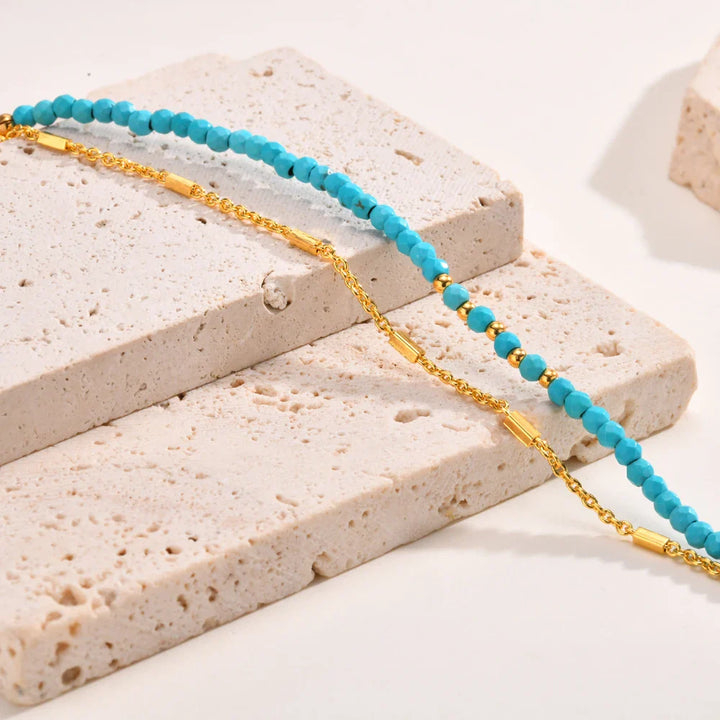 Bracelet en turquoise à double chaîne en or intemporel