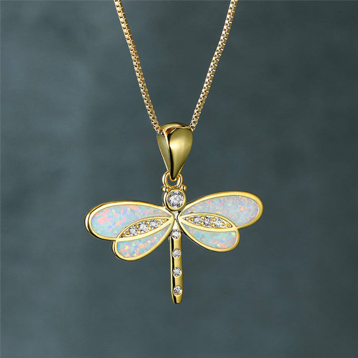 Collier papillon en or avec opale