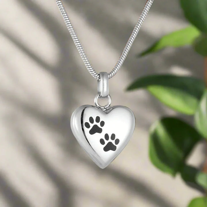 Collier Urne Mémorial pour Animaux – Pendentif en Forme de Cœur avec Gravure de Patte