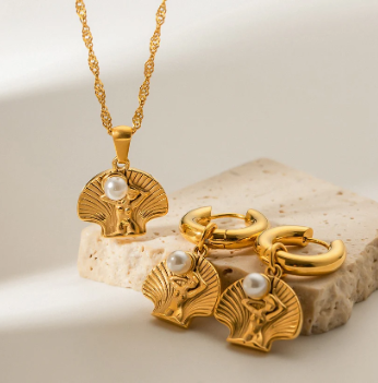 Collier en Perles de Vénus