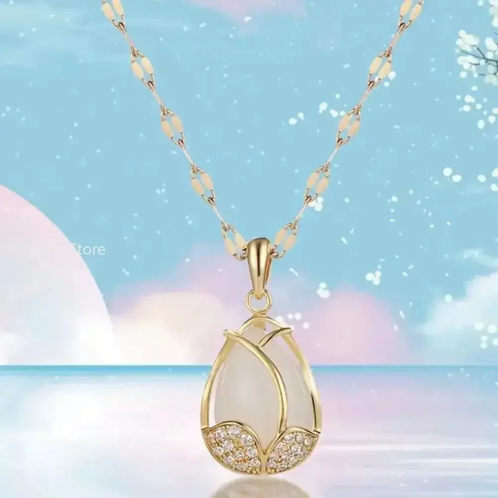 Collier Pendentif en Cristal Rose et Or Élégant
