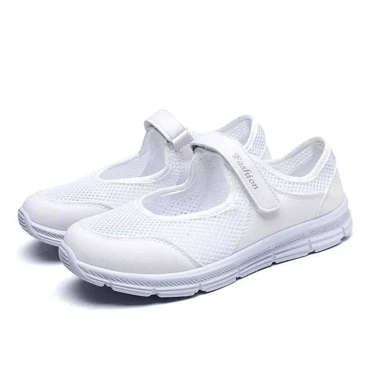 Women's breathable vulcanized versatile shoe for long lasting wear