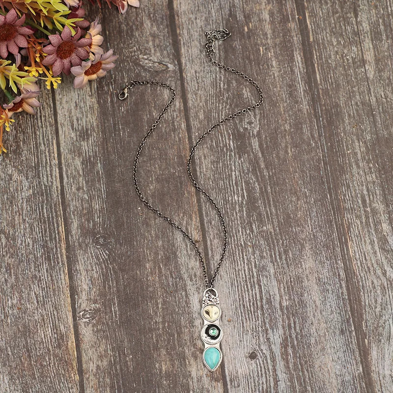 Collier Bar en Pierre Turquoise avec Hibou Sage