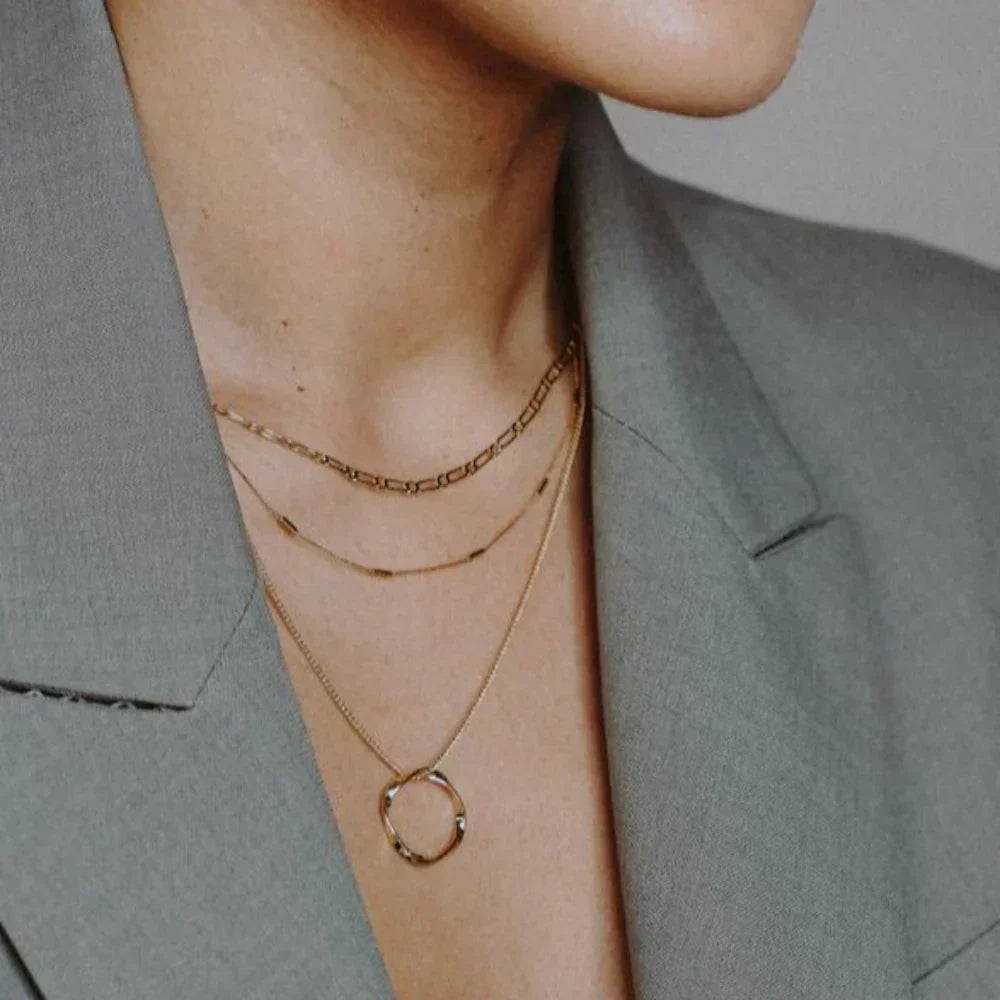 Collier en cercle ouvert