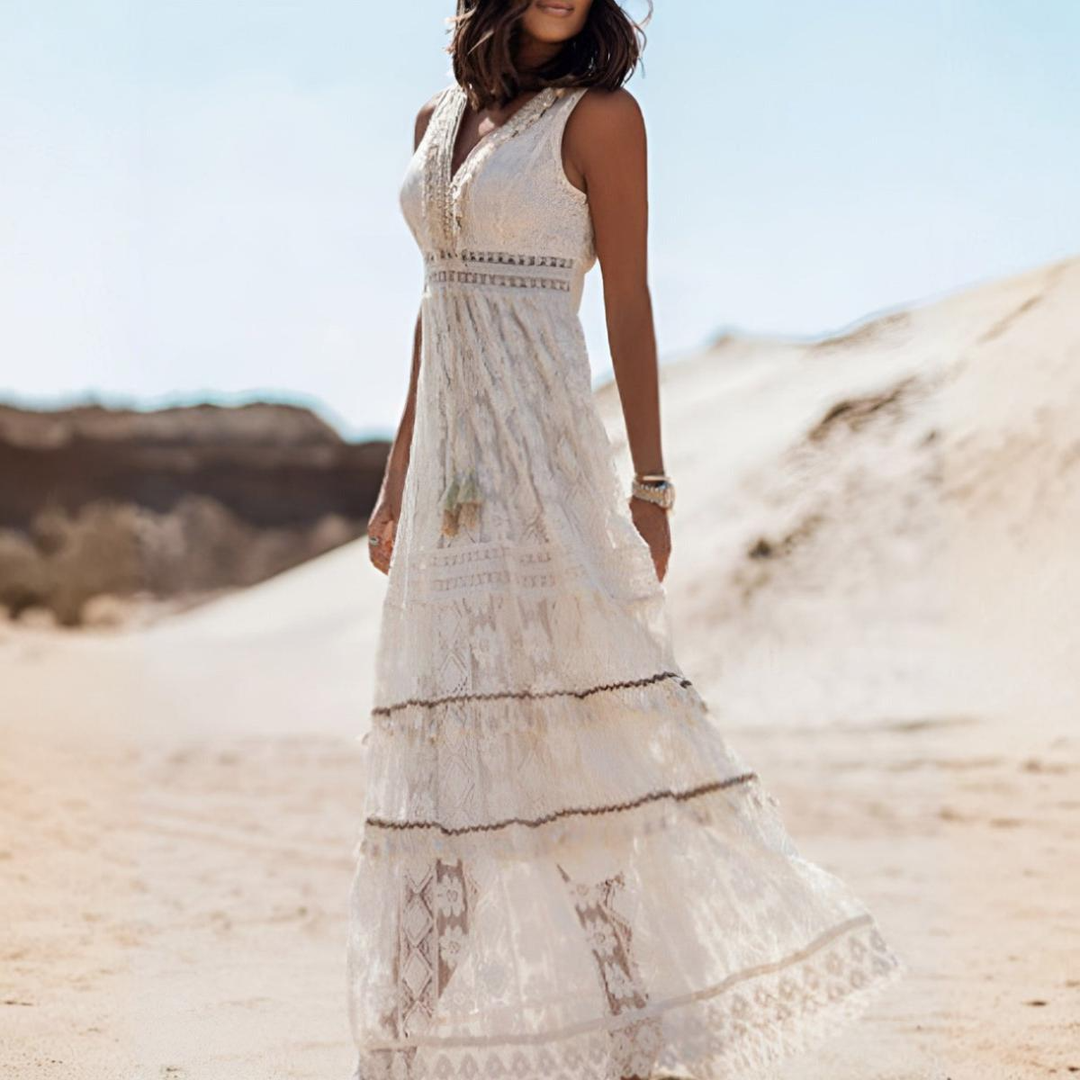 Rebecca | Long lace dress for a summer dream