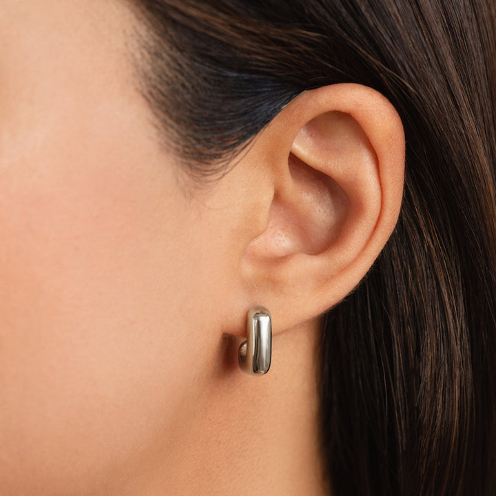 Boucles d'oreilles Alice Quadrat Hoop en or
