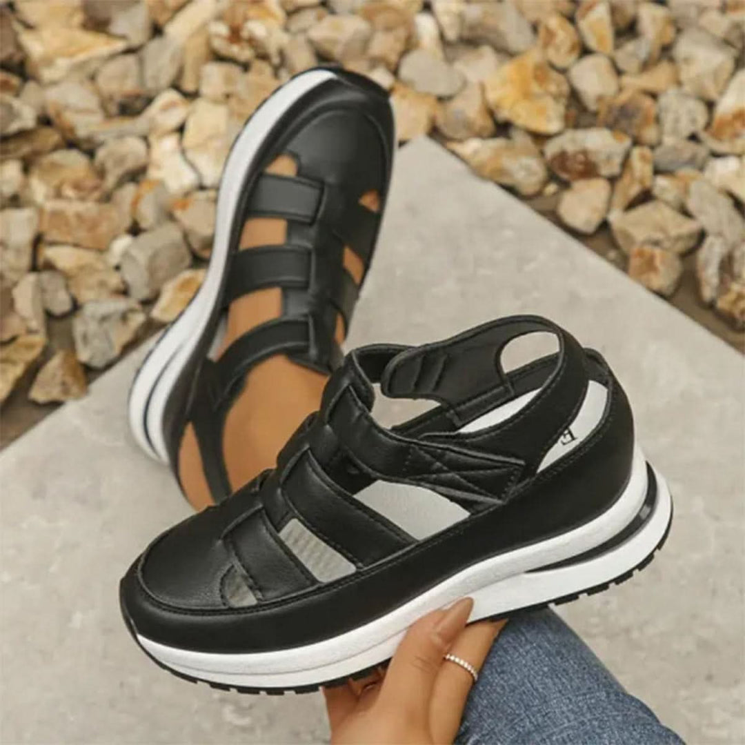 Susan | Sandals with Velcro Closure