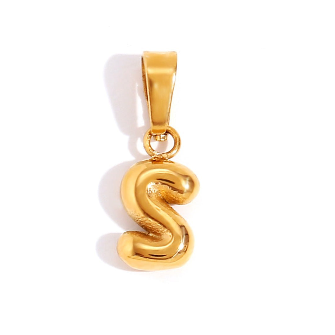 Collier sophistiqué avec lettres en bulles