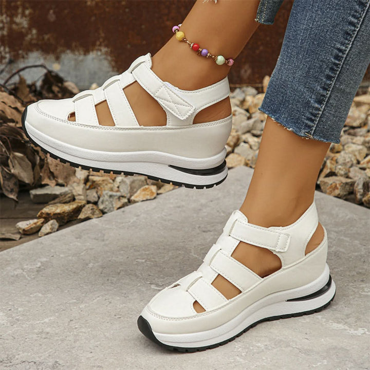 Susan | Sandals with Velcro Closure