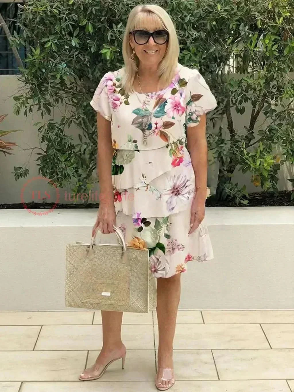 Brooke - Summer Dress with Floral Burst