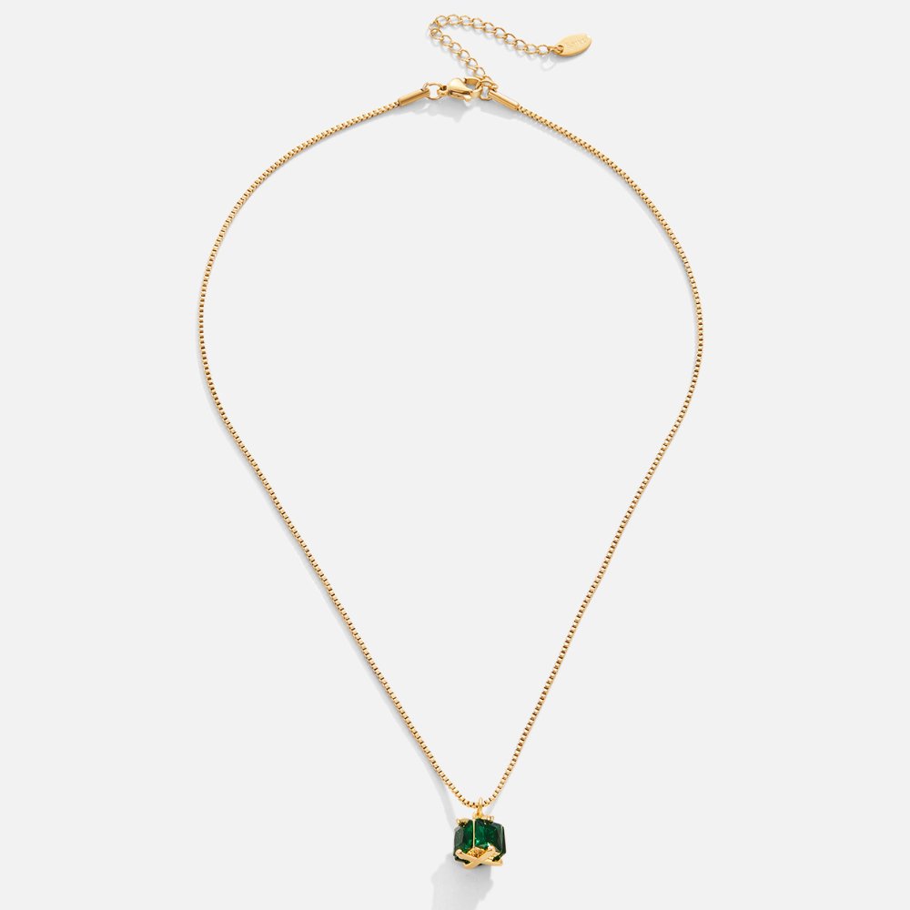 Collier en cube d'émeraude