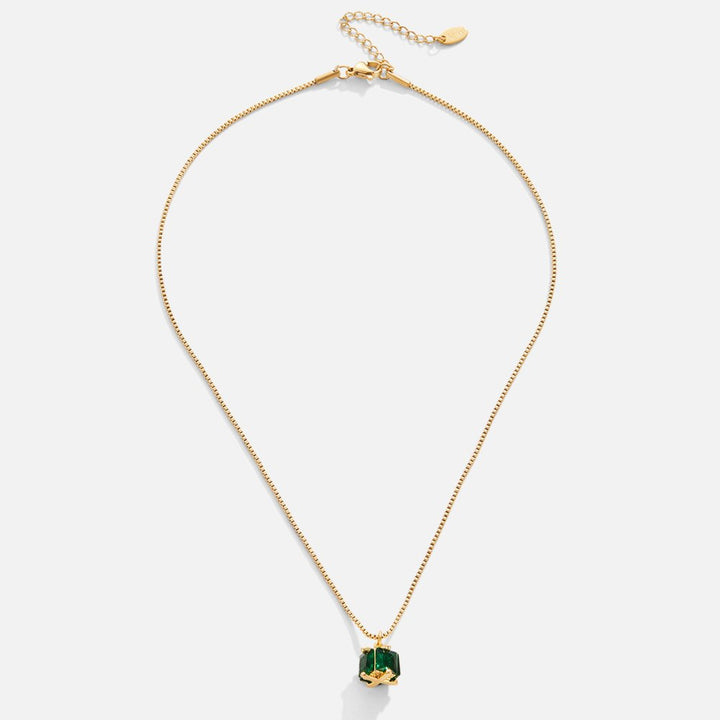 Collier en cube d'émeraude