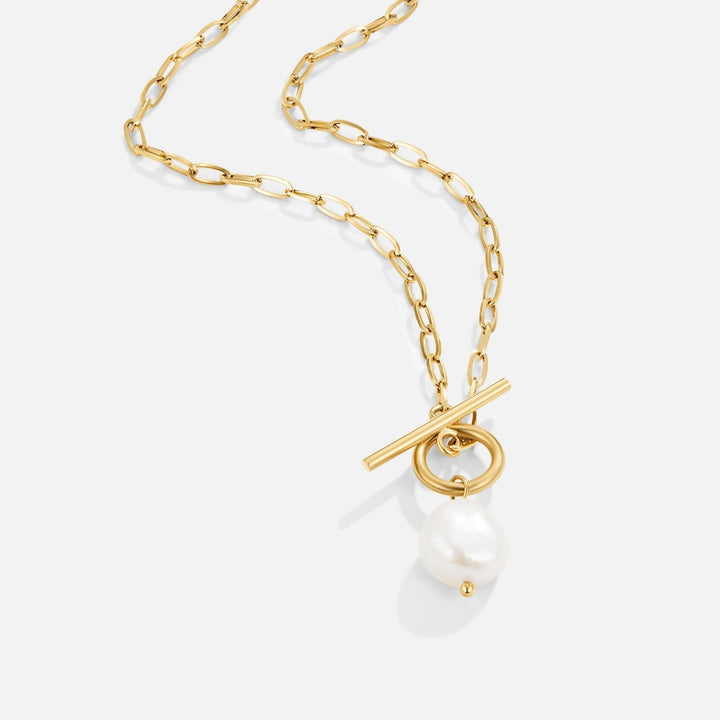 Collier en perles d'eau douce Eva avec chaîne en or