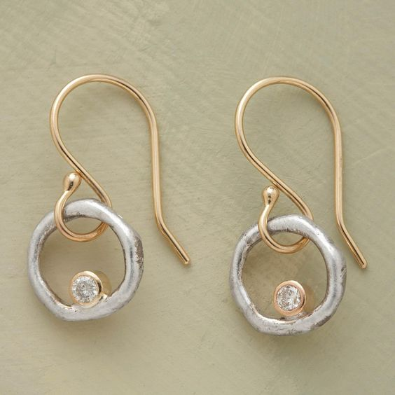 Boucles d'oreilles vintage en or et en argent avec zirconia