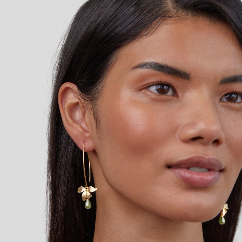 Boucles d'oreilles en perles de jade et gouttes de fleurs