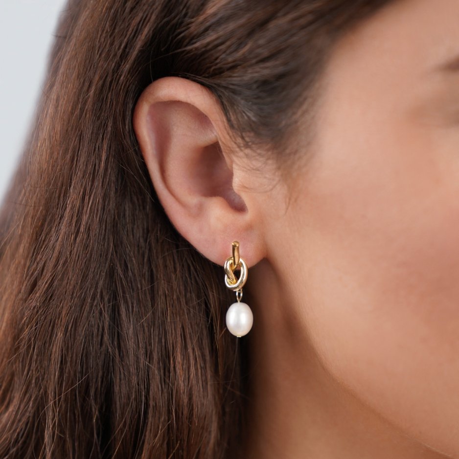 Boucles d'oreilles en perles d'eau douce et en or
