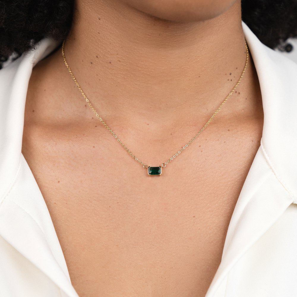 Collier en émeraude verte Moni