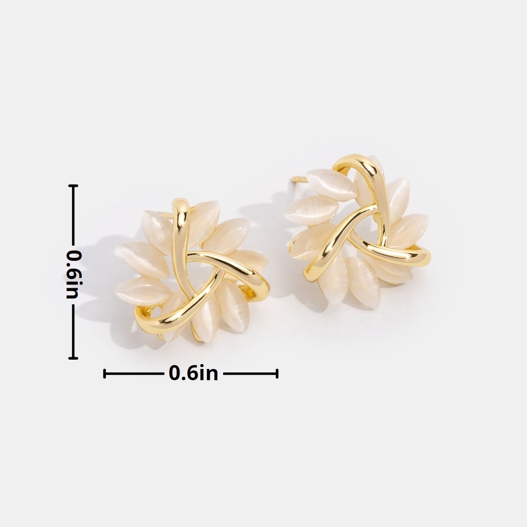 Boucles d'oreilles en or avec fleurs en opale