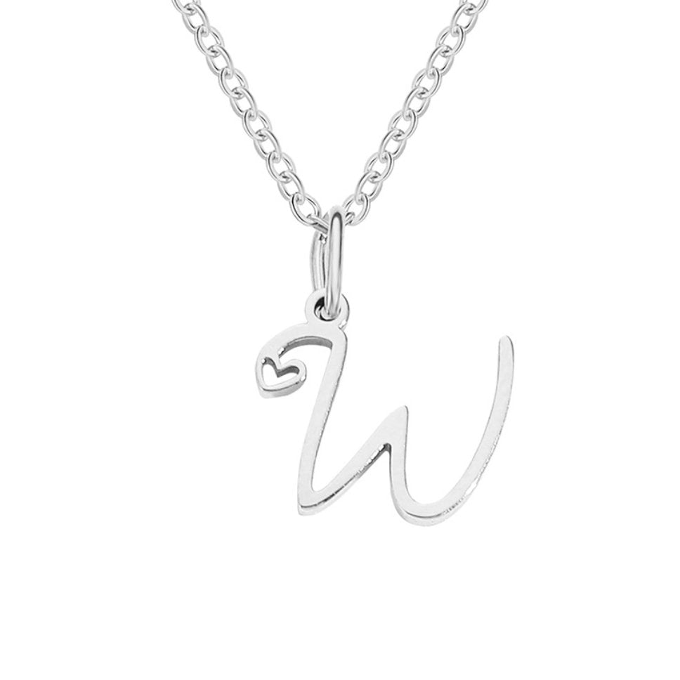 Collier en forme de cœur avec lettres en argent