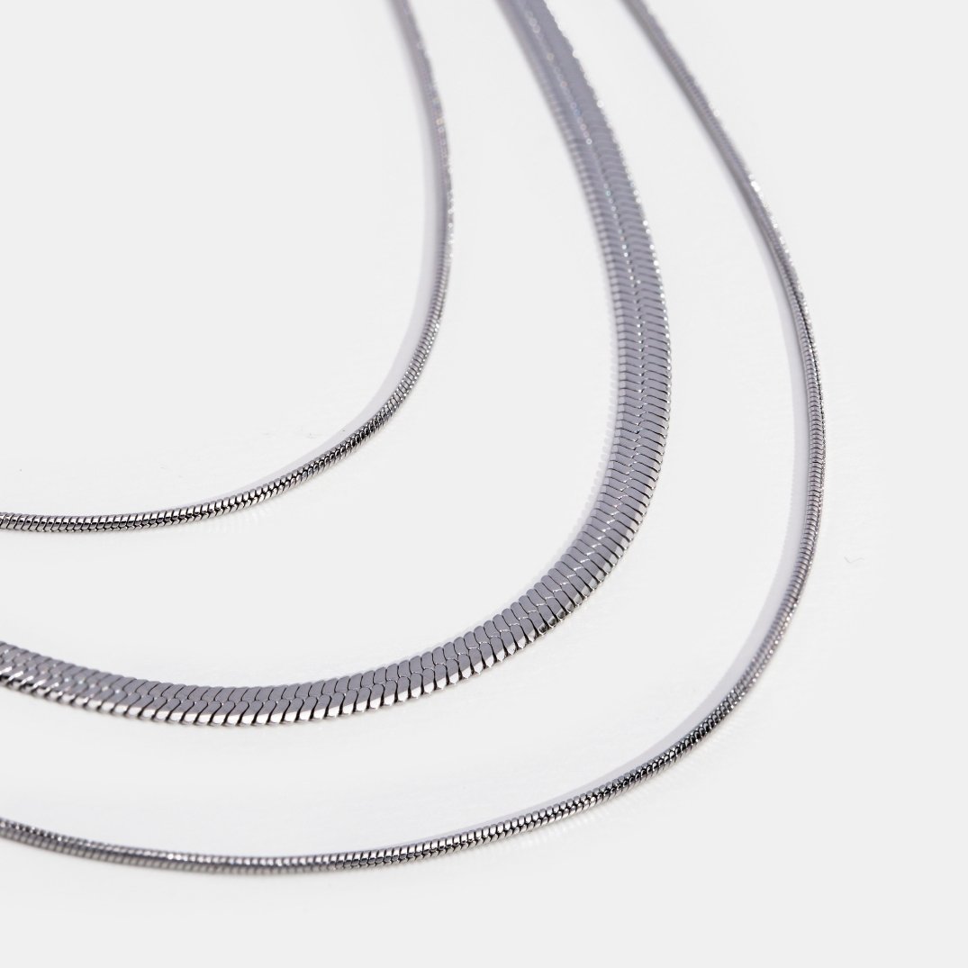 Collier à chaînes en argent multi-couches