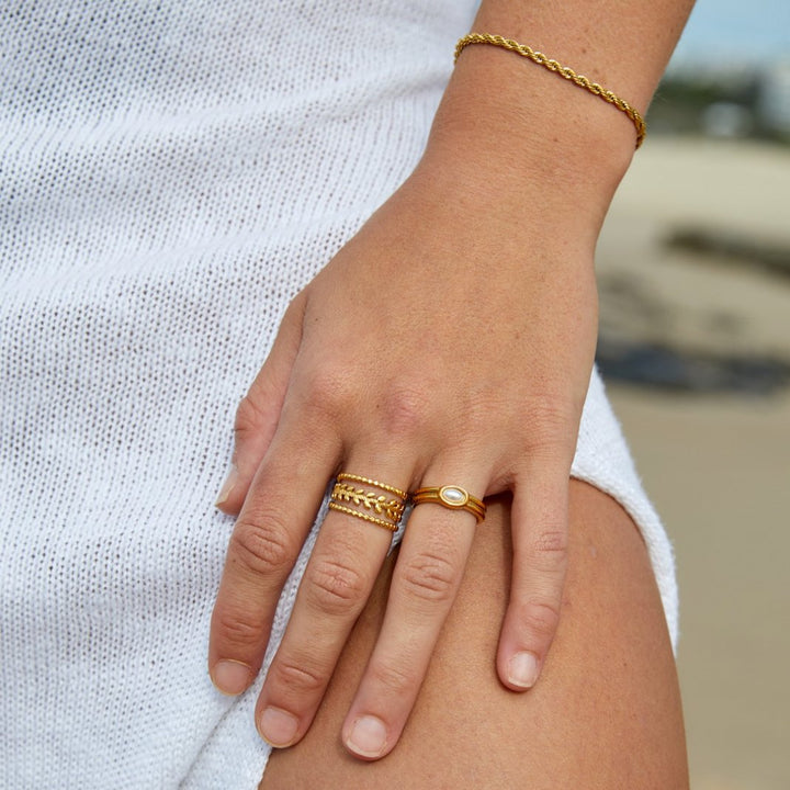 Bracelet en or chic tordu