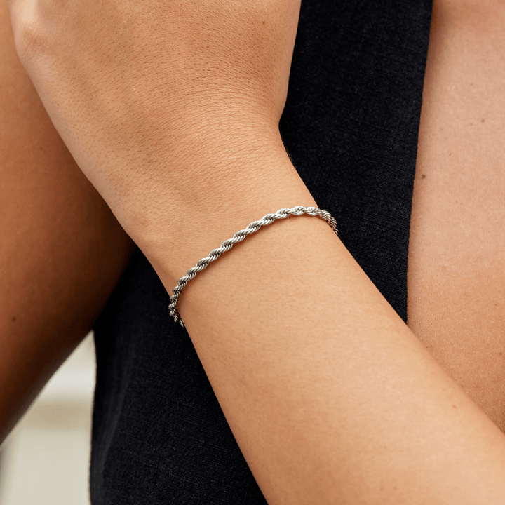 Bracelet en argent à chaînes tordues