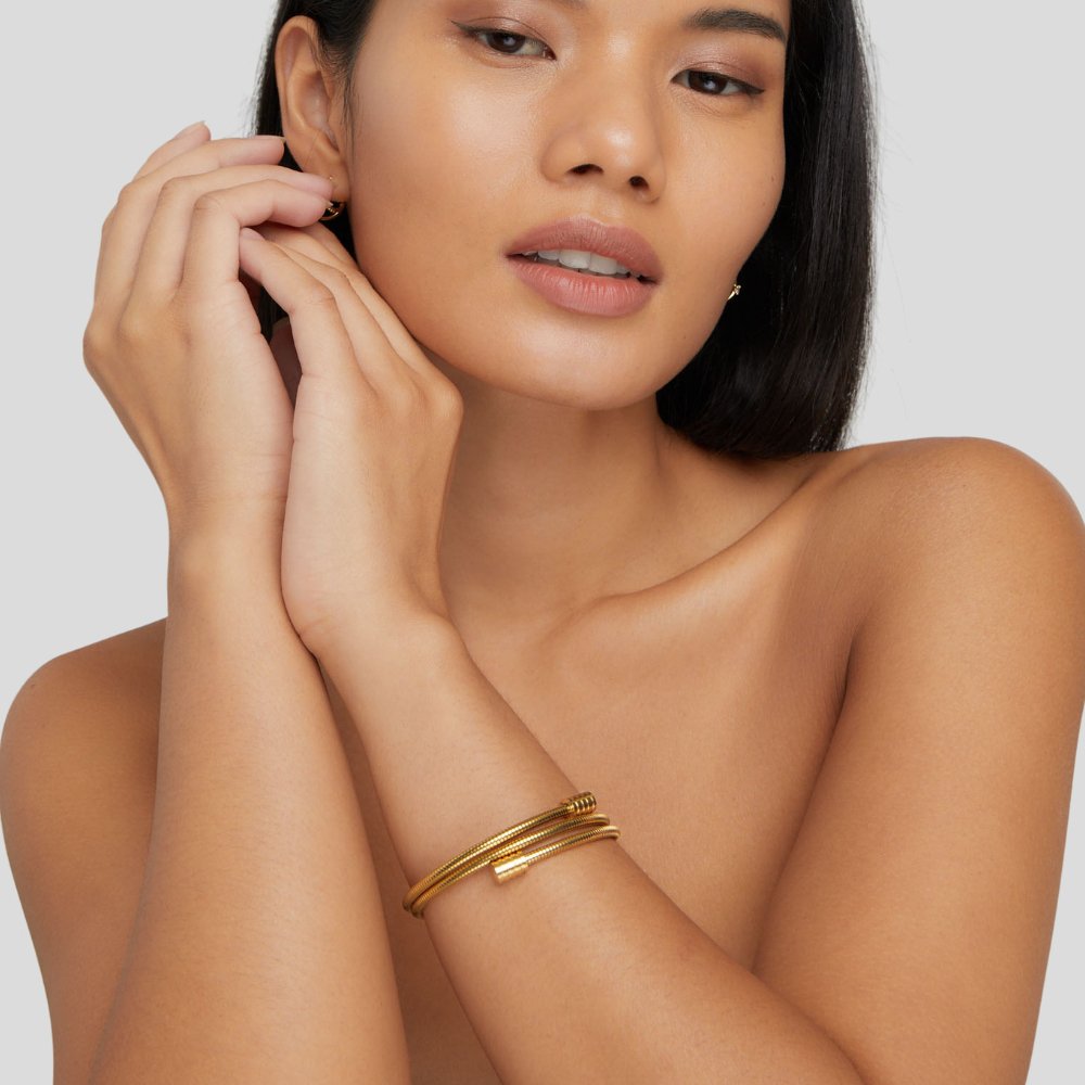 Bracelet en or tordu